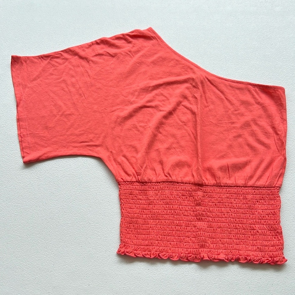 Victoria’s Secret Off-Shoulder Smocked Top Y2K Blouse XS Peach Orange Coral NWOT